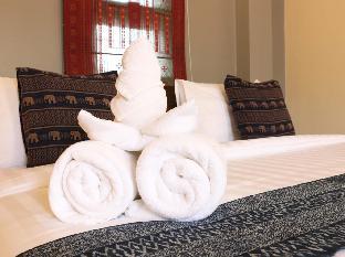 ten boutique house adults only