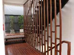 ten boutique house adults only