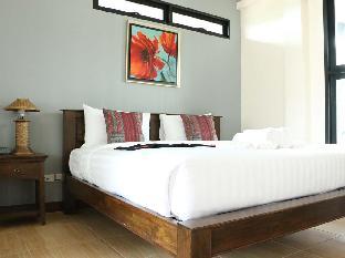 ten boutique house adults only