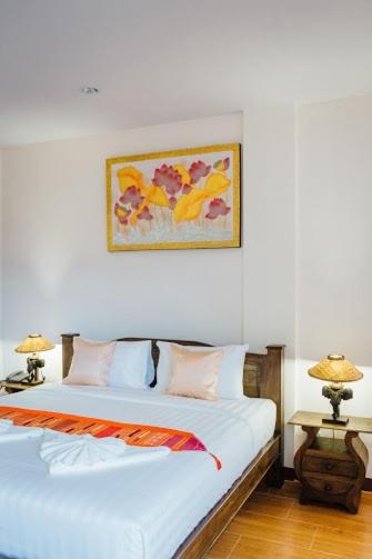 ten boutique house adults only