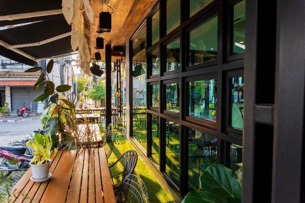 wealth boutique hotel