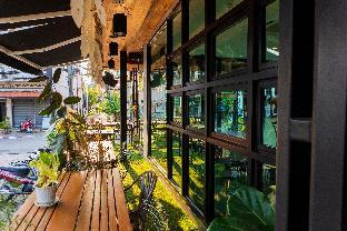 wealth boutique hotel