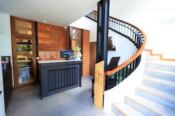 wealth boutique hotel