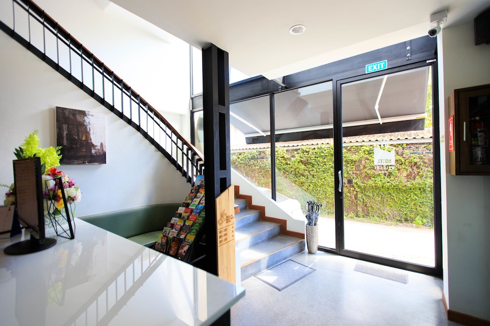 wealth boutique hotel