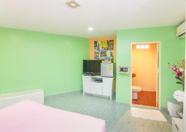 aree s house