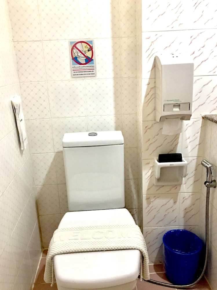 phunyanuch hotel