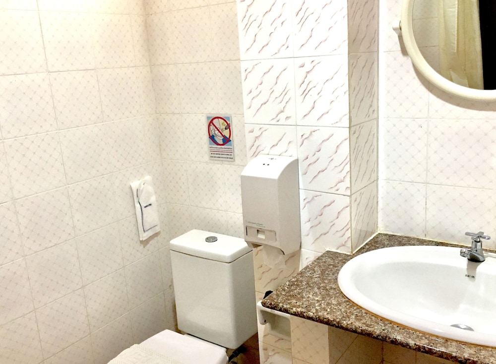 phunyanuch hotel