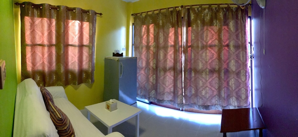 phunyanuch hotel