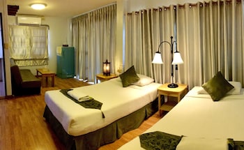 phunyanuch hotel