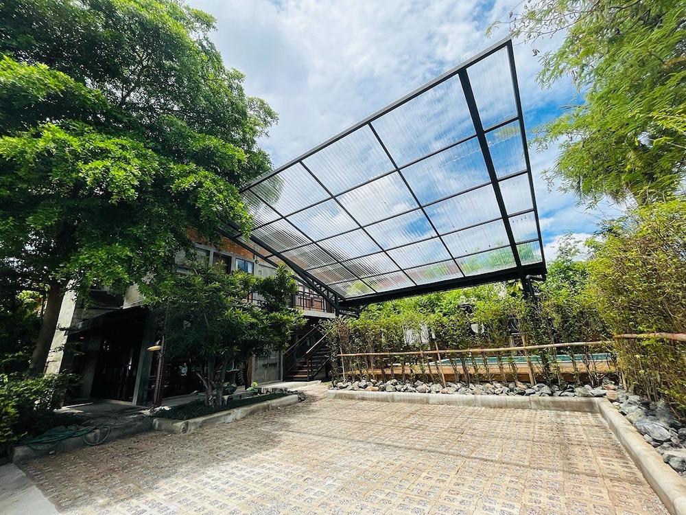 the wishes hotel at chiangmai