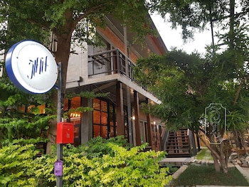 The Wishes Hotel At Chiangmai,Chiang Mai>>Chang Moi,3 star