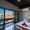 la belle nuit house