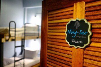 talardkao balcony krabi hostel