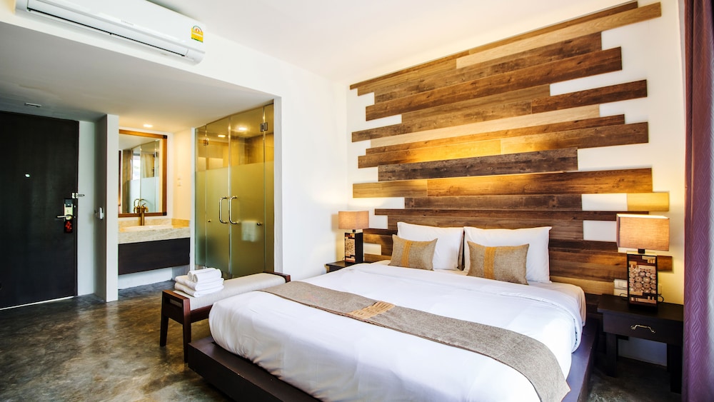 b2 pai premier resort