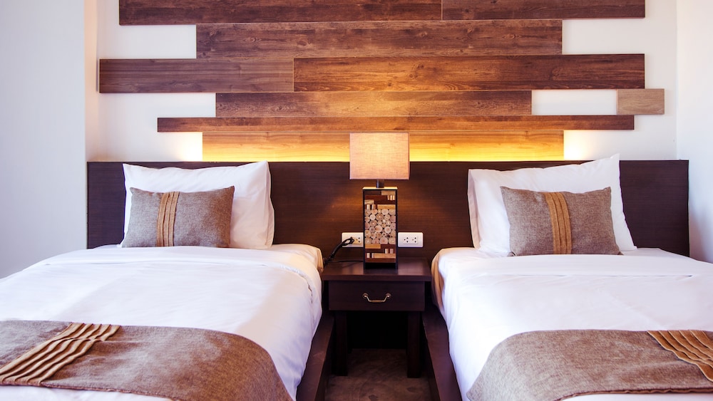 b2 pai premier resort