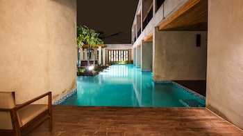 b2 pai premier resort
