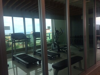 thanyalak at the gallery condominium