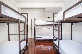 bangkok check inn hostel