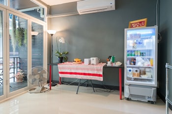 the little pig sukhumvit