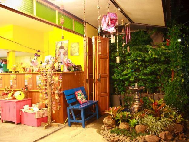chezmoi handicraft and homestay
