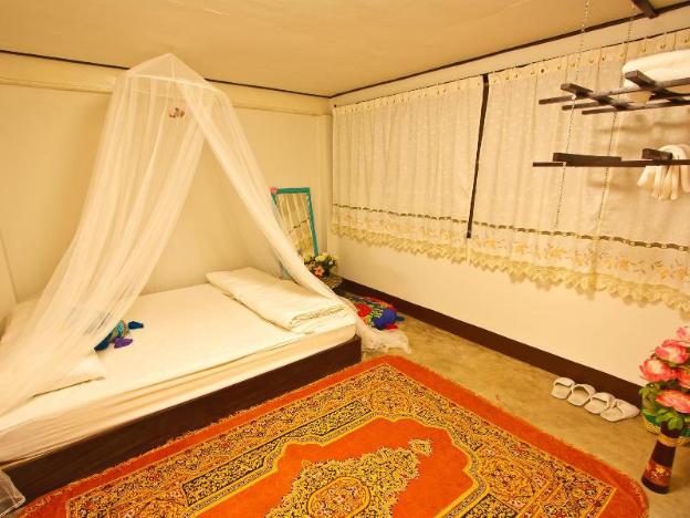 chezmoi handicraft and homestay