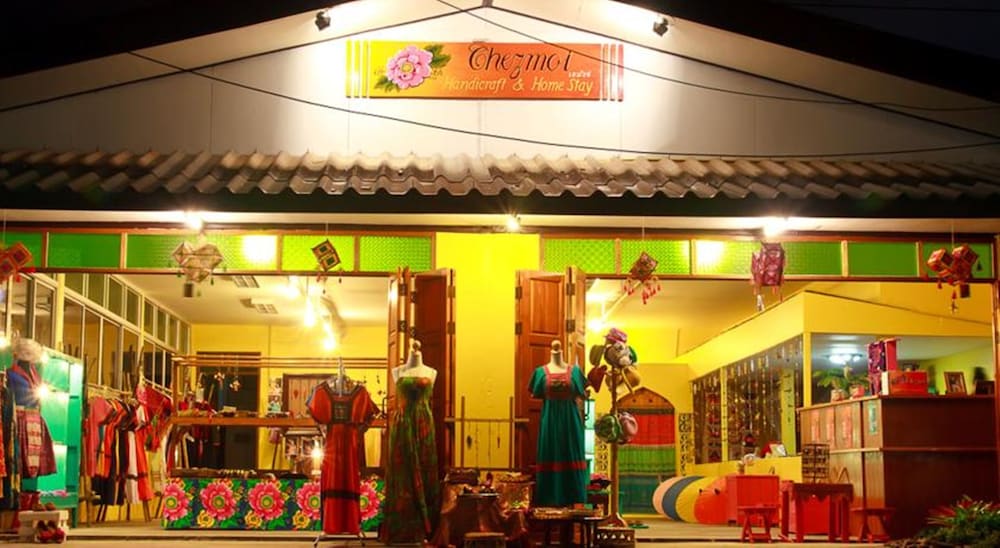 chezmoi handicraft and homestay
