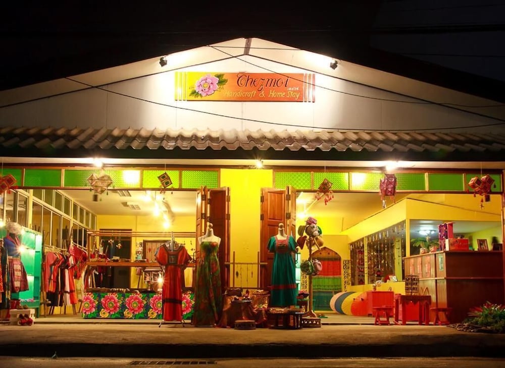 chezmoi handicraft and homestay