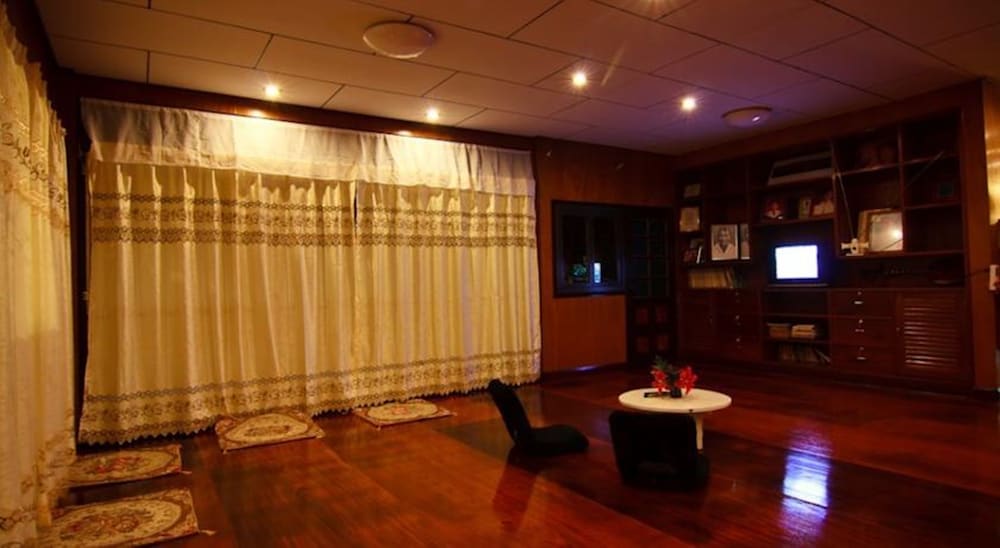 chezmoi handicraft and homestay