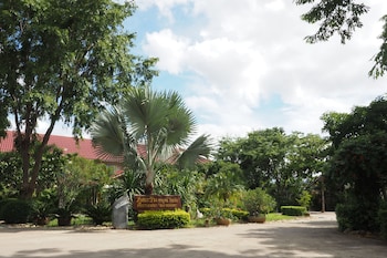 phutawan kan resort
