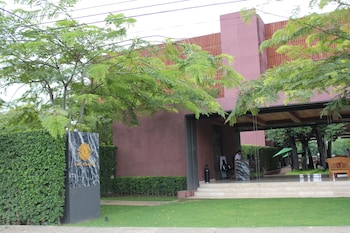 the glory river kwai hotel