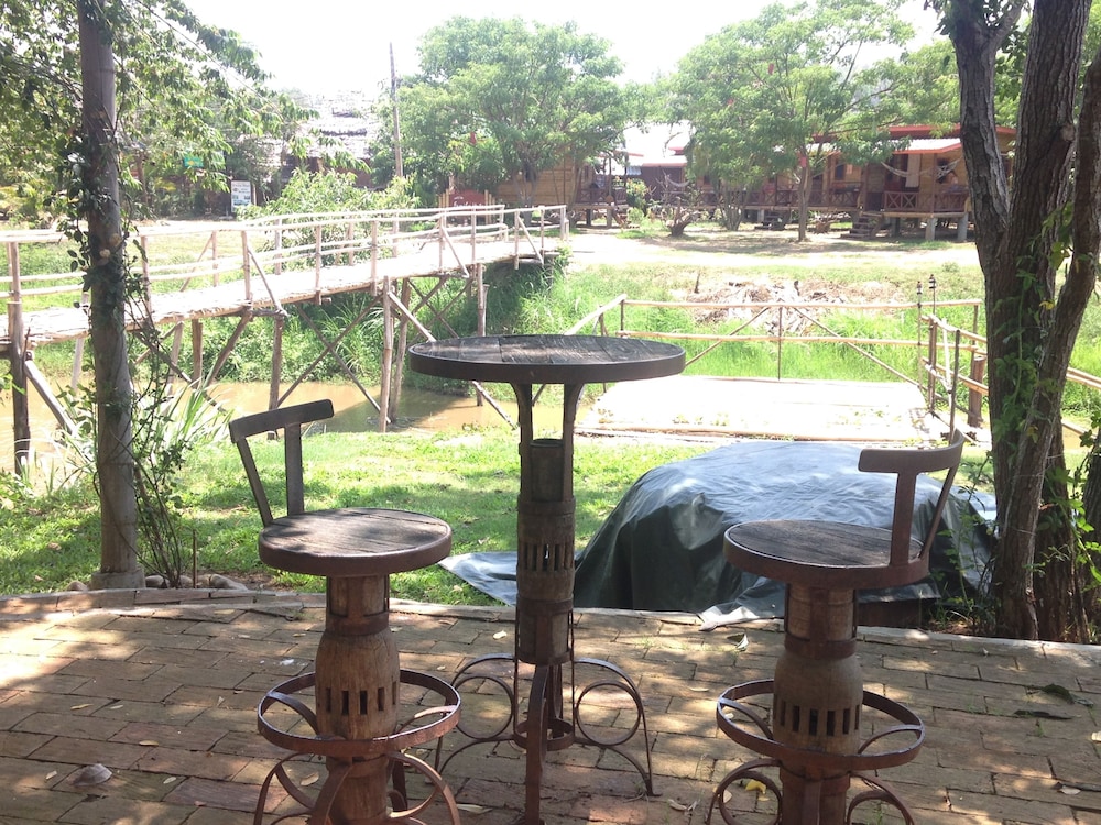 pai river corner resort