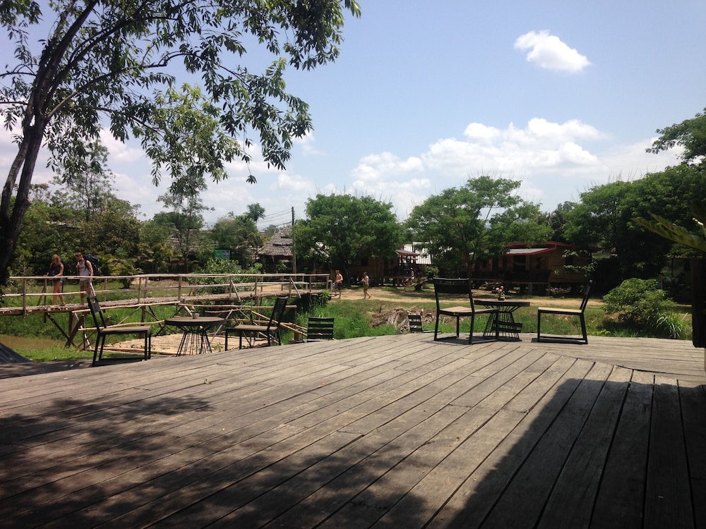 pai river corner resort