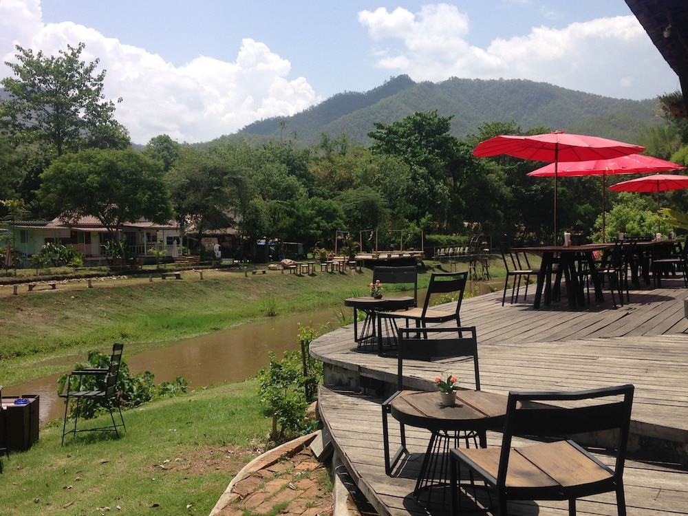 pai river corner resort