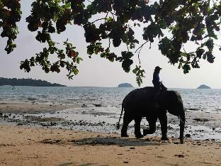 sanook sanang resort