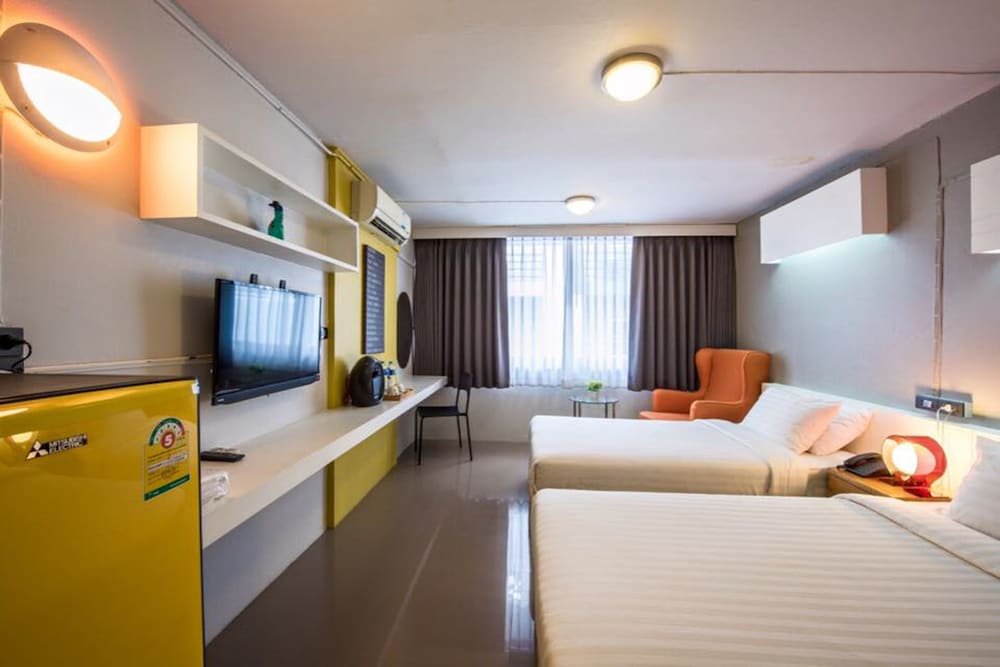 r1 boutique serviced apartment