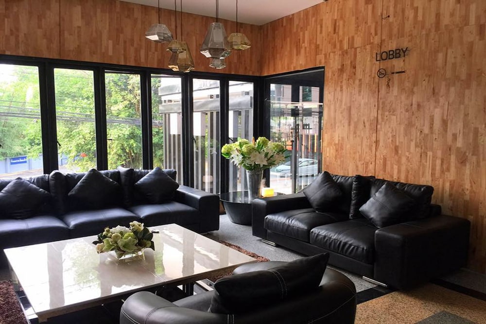 r1 boutique serviced apartment