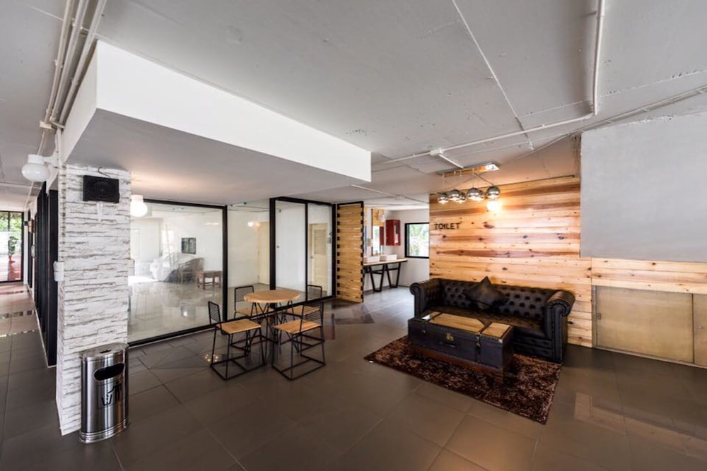 r1 boutique serviced apartment