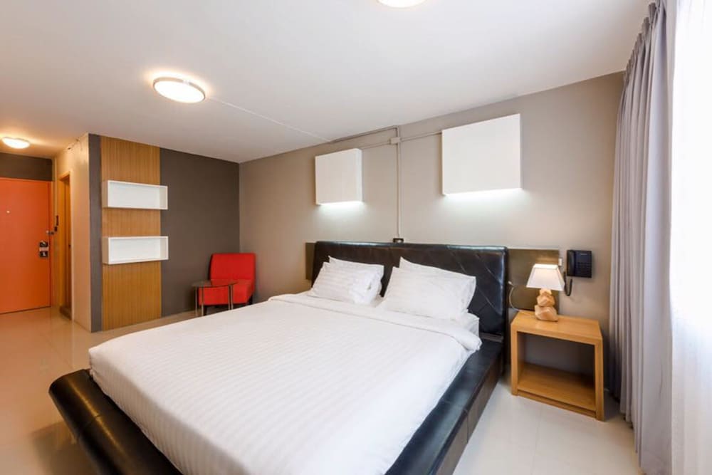 r1 boutique serviced apartment