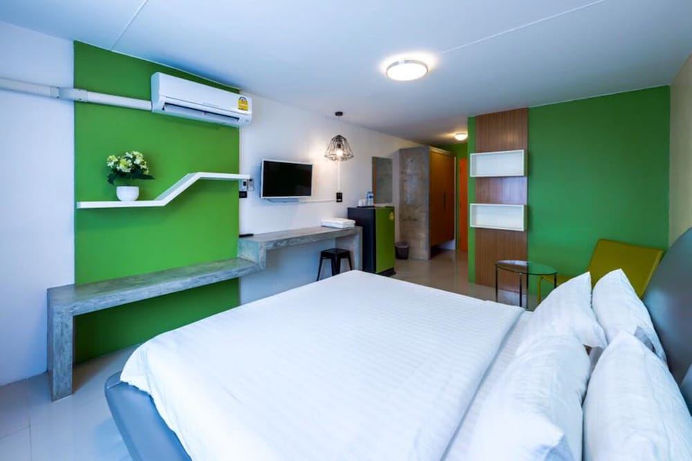 r1 boutique serviced apartment