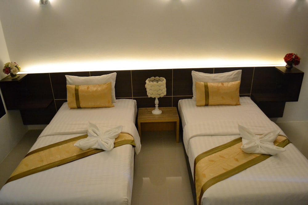 the convenience hotel