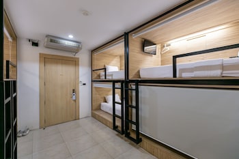 the bedrooms hostel pattaya