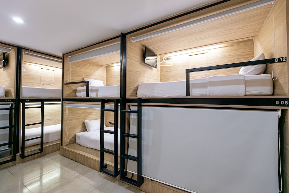the bedrooms hostel pattaya