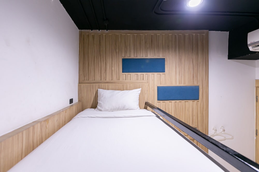 the bedrooms hostel pattaya