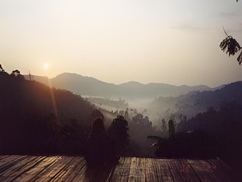 akha hill house hotel