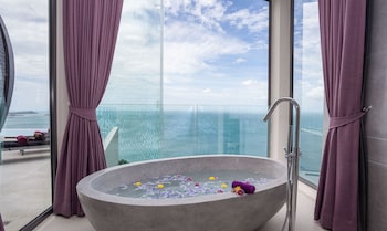 sky dream villa