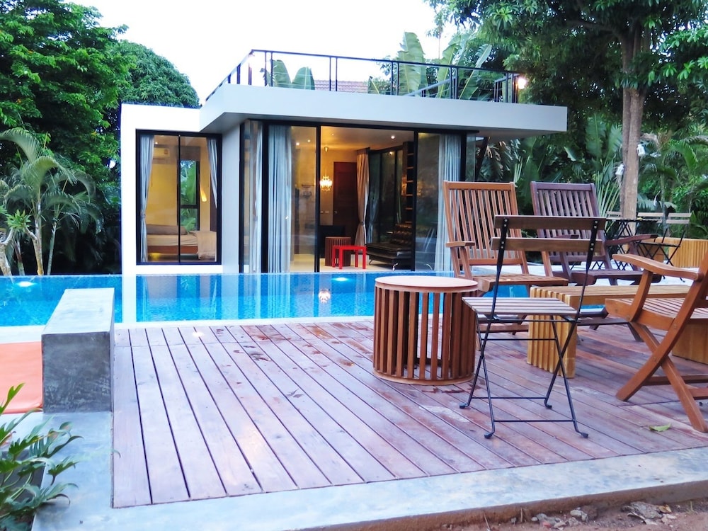 pony hill villa