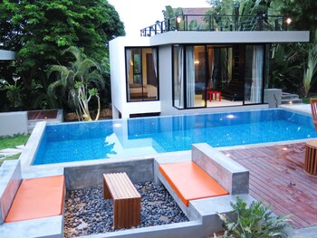 pony hill villa