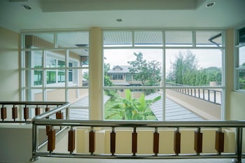 baan faa talaychan resort