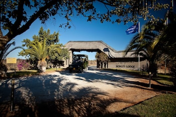 mokuti etosha