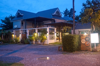 Sweet Honey,Hua Hin>>Ban Na Pom,3 star